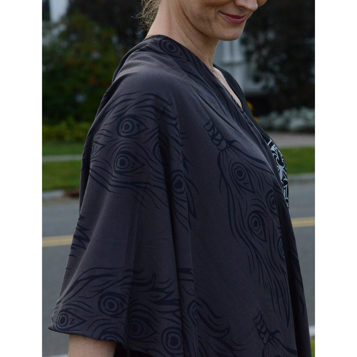 Dark grey peacock feather scarf - Teeminder