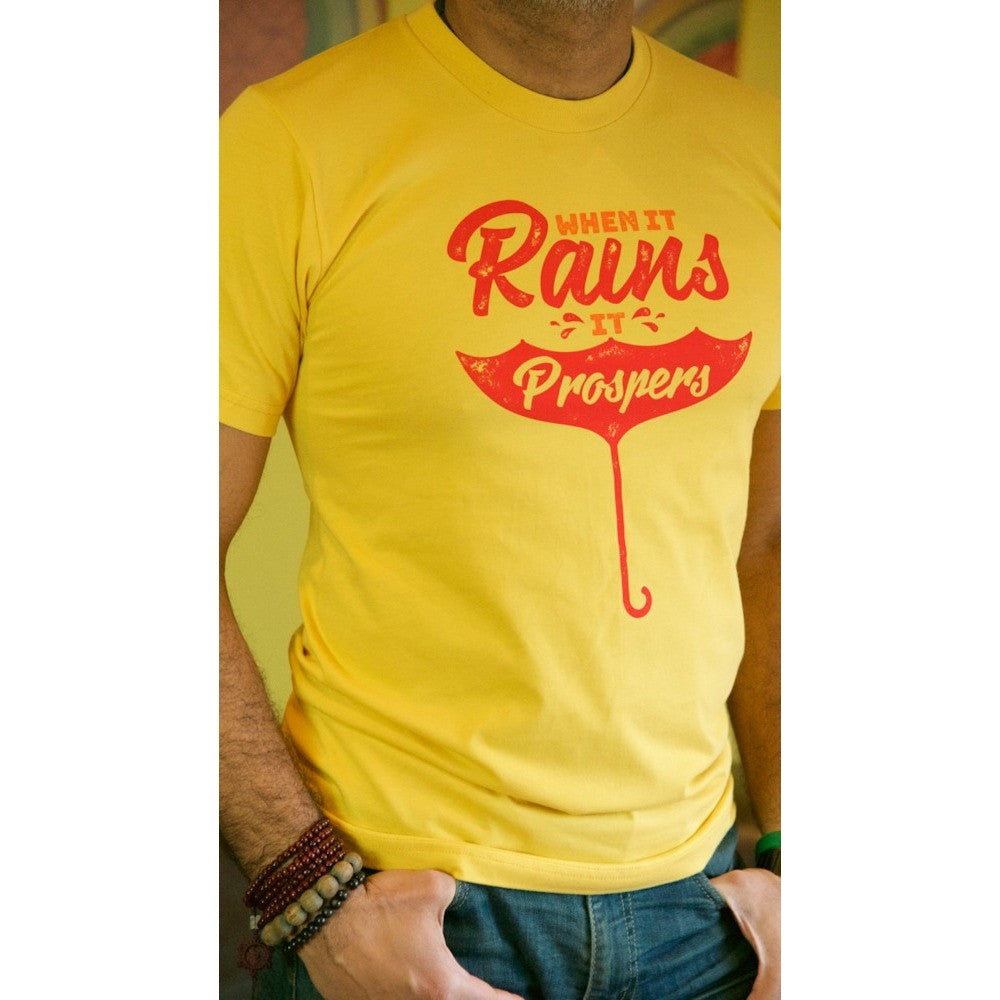 When it rains, it prospers - Men's Organic Cotton T-shirt - Teeminder