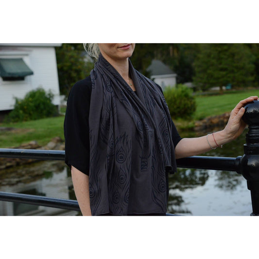 Dark grey peacock feather scarf - Teeminder